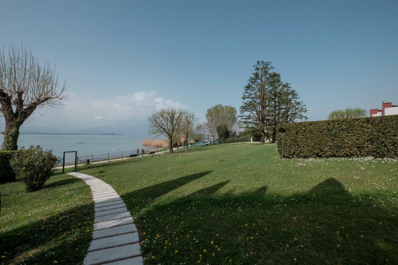 Residence Holiday Sirmione B8 Eksteriør bilde